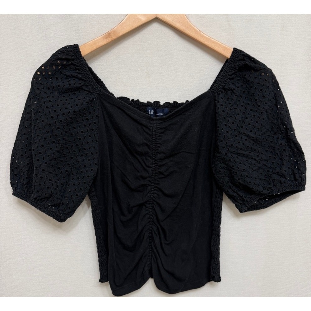Gap Black Eyelet Puff Sleeve Smocked Crop Top Size Small